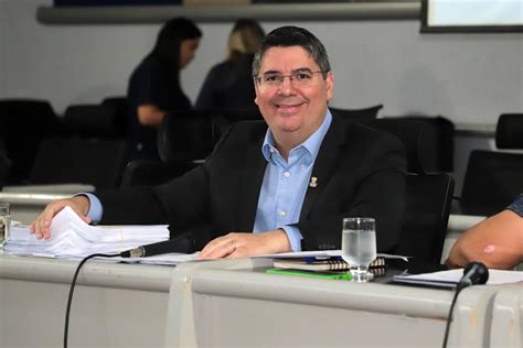 Dr Victor Rocha aponta 12 pontos de melhorias urgentes na saúde