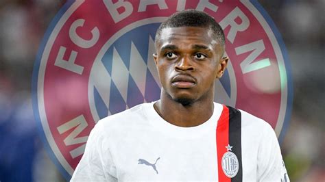 Transfer Hammer Wagt Der Fc Bayern Einen Neuen Anlauf F R Kalulu