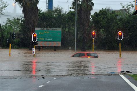 Vloede In Kzn Saai Verwoesting Rsgplus