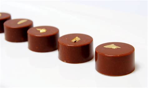 Recette des bonbons au chocolat au lait Ganache caramel beurre salé