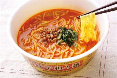 【カップラーメン食べ比べ・旨辛部門】1位はマルちゃん正麺の『うま辛担々麺』「花椒の辛さと練りごまの風味」が高評価 マネーポストweb