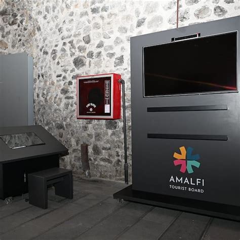 Amalfi News Allarsenale Di Amalfi Un Fast Infopoint Con Mappa