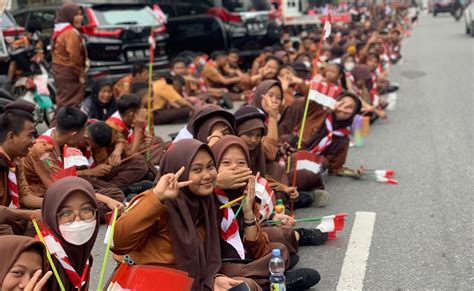 Presiden Jokowi Tiba Di Pekanbaru Lihat Suasana Penyambutannya