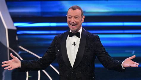 Amadeus ufficializza l addio a Sanremo Quello del 2024 sarà il mio