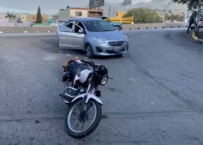 Conductor Quita Derecho De Paso Y Lesiona A Motociclista En Saltillo