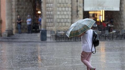 Meteo Al Nord In Arrivo Il Maltempo Tra Pioggia Vento E Grandine La