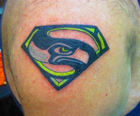 17 best Seattle Seahawks Tattoo's images on Pinterest | Seattle ...