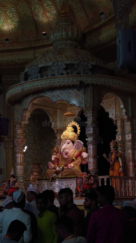 Shreemant Dagdusheth Halwai Ganpati Mandal Trust Editorial Photo