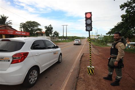 Detran Instala Primeiro Sem Foro M Vel Em Salin Polis Ag Ncia Par