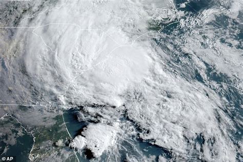 Tropical Storm Bertha Makes Landfall On South Carolina Coast With 50mph