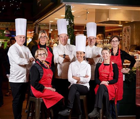 Une Anomalie R Par E Un Comptoir Paul Bocuse Aux Halles Paul