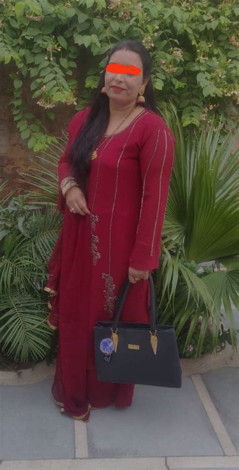 My Step Aunt Always Fuck With Outsiders But Nnot With Me Dm If Anyone Wanna Degrade Her