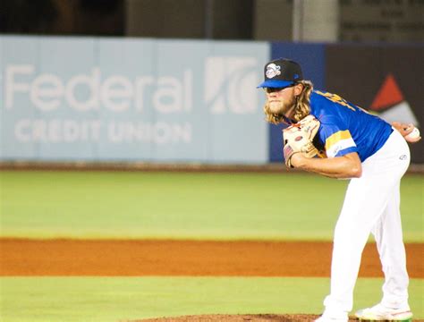 Biloxi Shuckers On Twitter Todays PLAYER AUTOGRAPHS Will Be Robbie