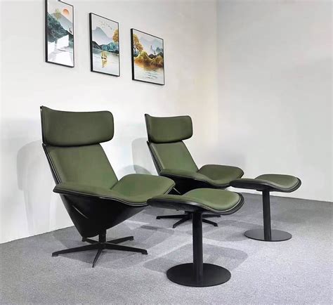 Кресло с оттоманкой Almora – купить по выгодной цене 157 000 ₽ в Москве