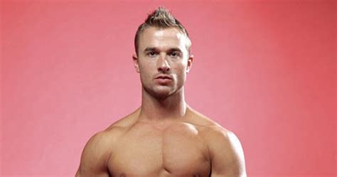 Chippendales Gay Derrick Davenport