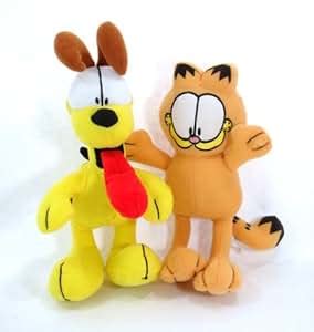 Amazon.com: Garfield and Odie Plush Set - 9" Garfield and Odie Set ...