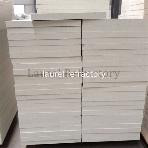 Flexible White Ceramic Fiber Board In Industrial Furnace Wall Lining