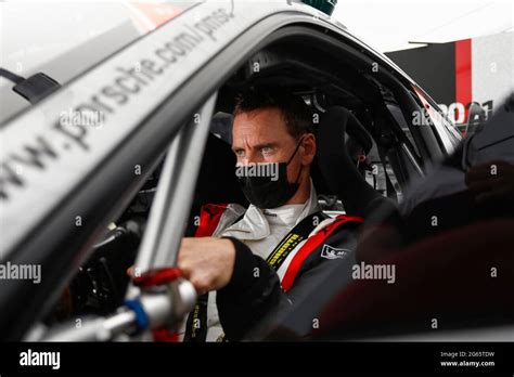 Porsche Mobil 1 Supercup Spielberg 2021 Garage Hollywood Actor Michael