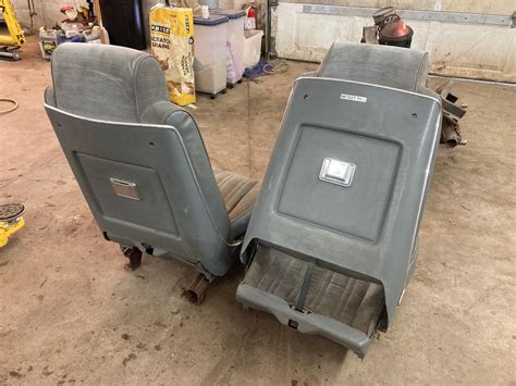 Gmc Vehicle Seats Bigiron Auctions