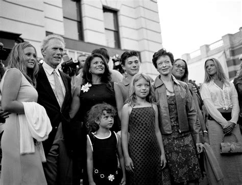 Clint Eastwood Children / Clint Eastwood makes rare red carpet