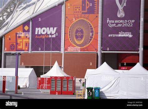 Budweiser Frigor Ficos Fuera Del Estadio Internacional Khalifa Antes De