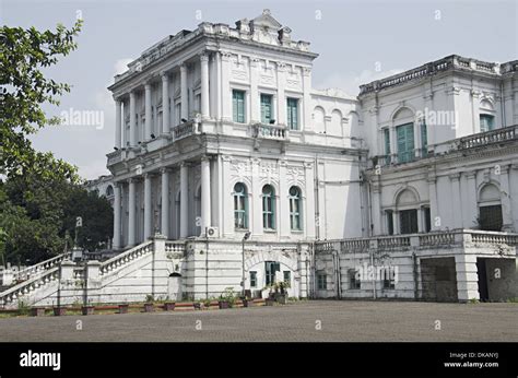 National library of india hi-res stock photography and images - Alamy