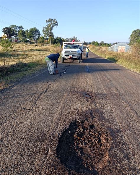 Bacheo profundo en carretera Nochistlán Tlachichila Ayuntamiento de