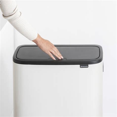 Brabantia Bo Touch Bin Hi Roska Astia 60L Valkoinen Finnish Design Shop