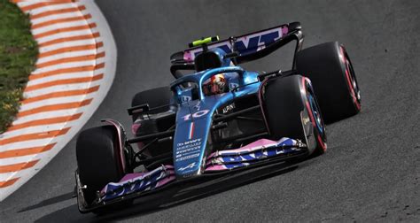 Gp Des Pays Bas Verstappen Simpose La Maison Et Soffre Un Record