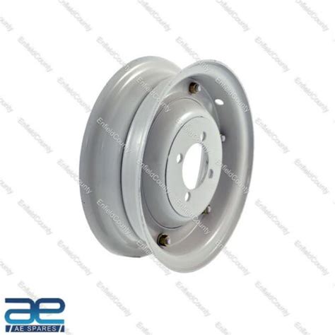 VESPA VBB SCOOTER 8 INCH WHEEL RIM 3 50 X 8 ECs EBay