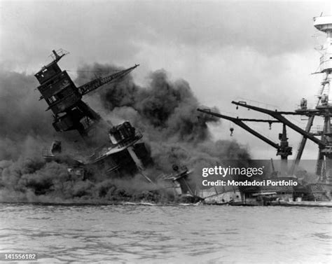 Battleship Sinking Photos and Premium High Res Pictures - Getty Images