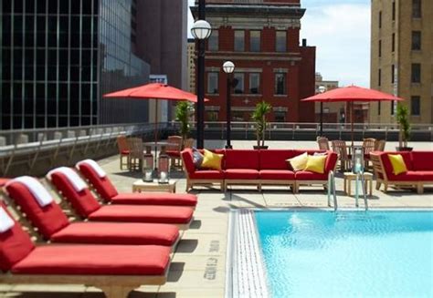 Rooftop Pool - Picture of Renaissance Columbus Downtown Hotel, Columbus ...