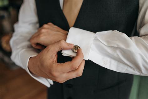 When And How To Wear Cufflinks R Hanauer Bow Ties