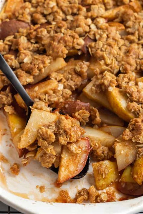 Easy Pear Crisp Recipe Baked By An Introvert