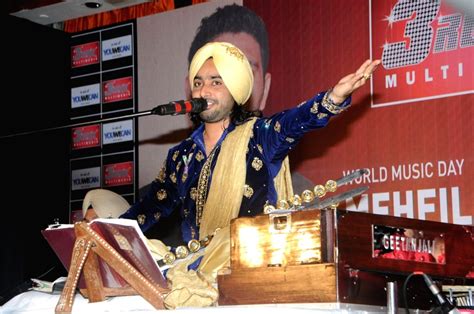 Satinder Sartaj's 'Mehefil-e-Sartaaj' live concert