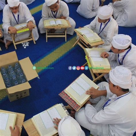 tawaran pengambilan pelajar tahfiz separuh  pena hijau