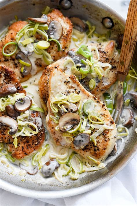 30 Minute Chicken With Mushroom Sauce And Leeks