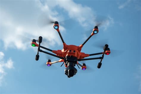 Cu L Es El Sueldo De Un Piloto De Drones Seg N Rea