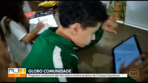 Vídeo Globo Comunidade comemora o dia dos pais RJ1 G1