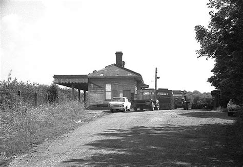 Disused Stations Brasted Halt