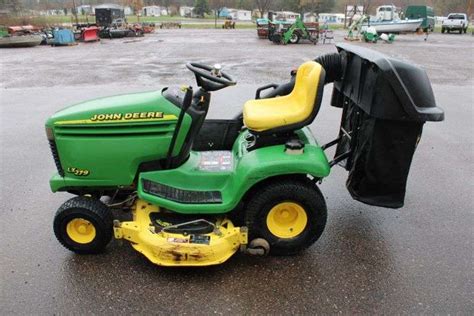 John Deere Lx Riding Mower W Power Bagger Lee Real Estate