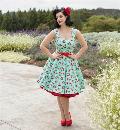 Robes années 50 découvrez les styles vintage et rockabilly