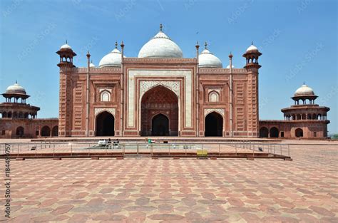 Taj mosque in Taj Mahal complex. Agra, India Stock Photo | Adobe Stock