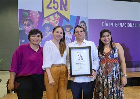 Universidad Marista De M Rida Recibe El Distintivo Violeta Del