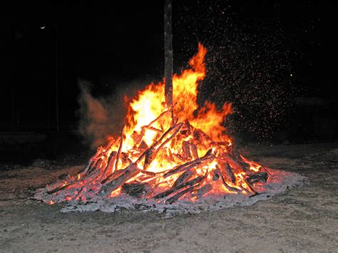 Historias De Alumbres Las Hogueras De San Juan