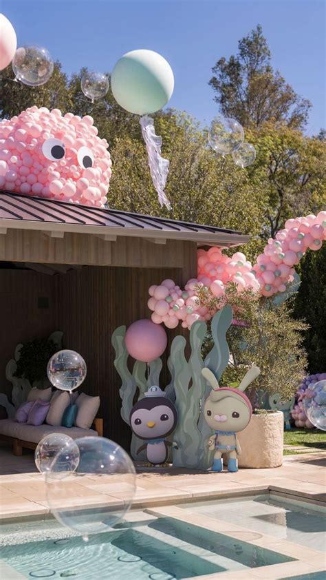 Khloé Kardashian Throws True An Epic Octonauts Themed Birthday Party