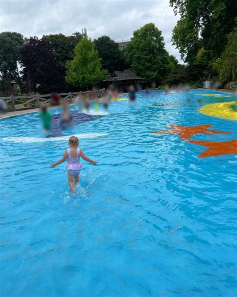 Best Splash Parks And Outdoor Pools In Surrey Red Kite Days