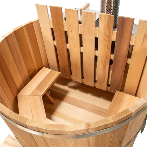 The Original Cedar Hot Tub By Leisurecraft Hamptons Happiness