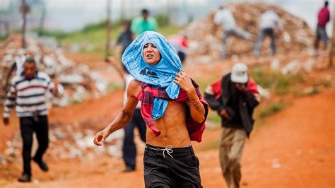 Polícia suspende ação de reintegração de posse em terreno na zona leste