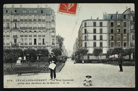 Levallois Perret La Rue Lannois Prise Des Jardins De La Mairie